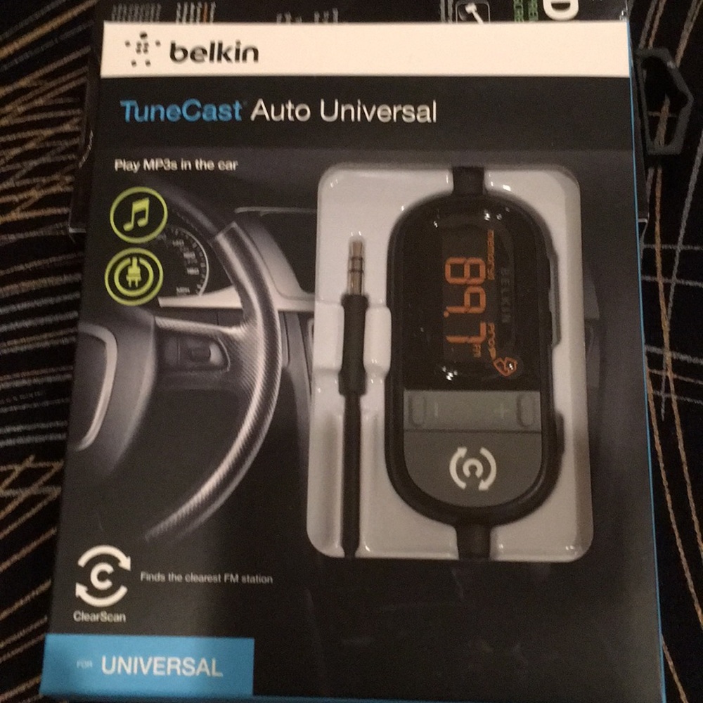 Belkin TuneCast Auto Universal. 🎍⚡️